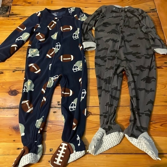Carter's Other - Carters 3t onsie zip up jumper football and dinosaur pajamas